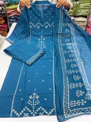 Women's Cotton Bandhani Printed Kurta Pant Dupatta Set 2