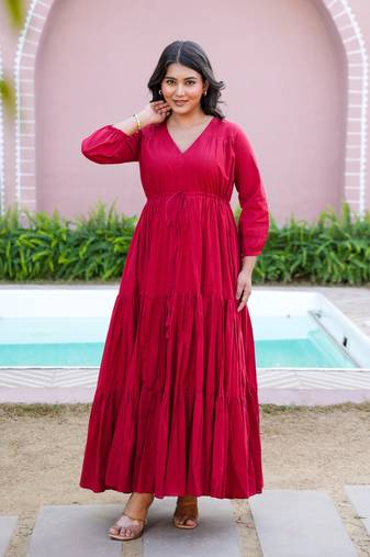 Maroon solid cotton tiered maxi dress for women