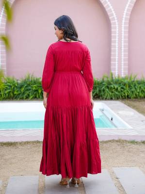 Maroon solid cotton tiered maxi dress for women 2