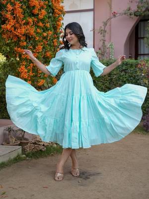 Sea green solid cotton tiered midi dress for women 3