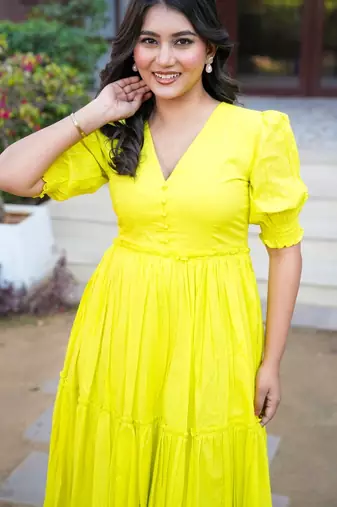 Lemon yellow solid cotton tiered dress for women
