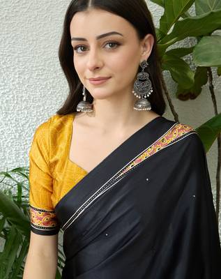 Yellow ready to drape saree with unstitched blouse for women 5