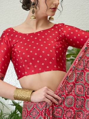 Red latest ready to wear saree with unstitched blouse 4