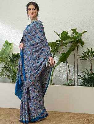 Blue printed ready to wear saree with unstitched blouse 2