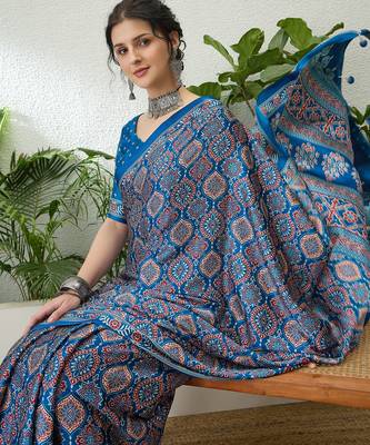 Blue printed ready to wear saree with unstitched blouse 4