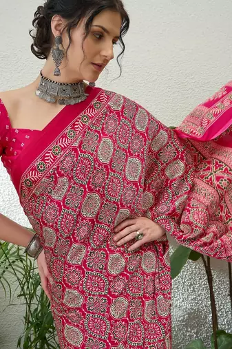 Pink bollywood style ready to drape saree for women