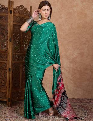 Green stylish ready pleated saree for women 2