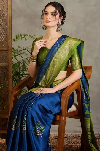 Blue elegant ready to drape saree with blouse material
