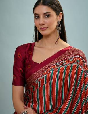 Red ready made saree with  unstitched blouse 3
