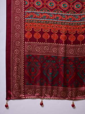 Red ready made saree with  unstitched blouse 4