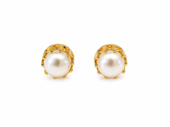 Pearl stud earrings, white freshwater pearl, gold-tone crown setting, classic elegant style. 2