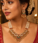 Ratnapushpa Sovereign Temple Necklace