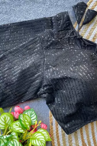 Black georgette blouse for women printed saree blouse