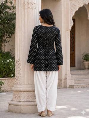 Black bandhej print cotton kurti set with farshi pant & bell sleeve jacket 3