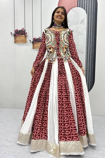 NAVRATRI WEAR WHITE-MULTI COTTON SOLID PRINT WORK LEHENGA CHOLI FREE SIZE FULL STITCHED