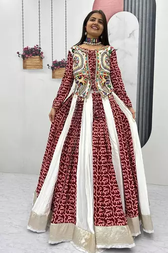 NAVRATRI WEAR WHITE-MULTI COTTON SOLID PRINT WORK LEHENGA CHOLI FREE SIZE FULL STITCHED