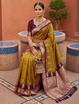Olive green soft silk blend saree with zari weaving meenakari design 3