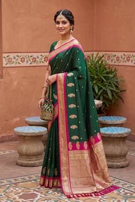 Green soft silk blend saree with zari weaving meenakari design 2