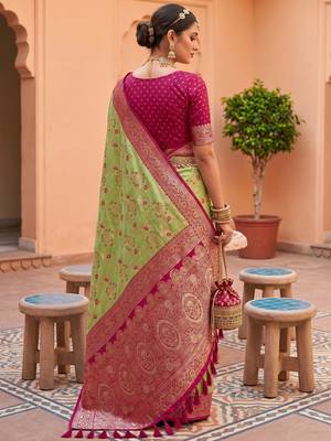 Pear  soft silk blend saree with zari weaving meenakari design 4
