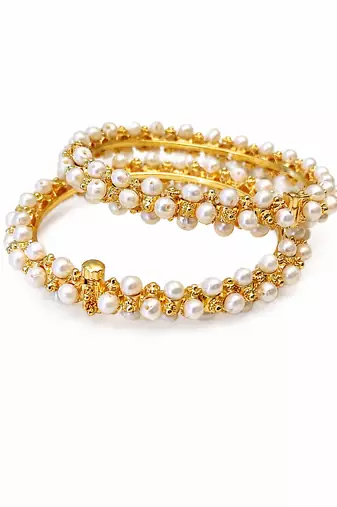 Pearl bangle set, gold-toned, white pearls, openable