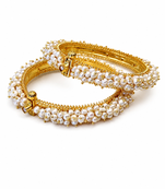 Pearl bangle set, gold-toned, openable, white freshwater pearls,