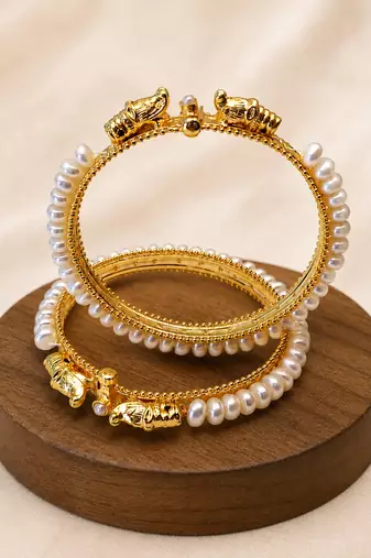 Pearl bangle set, gold-plated, white pearls, elephant motif,