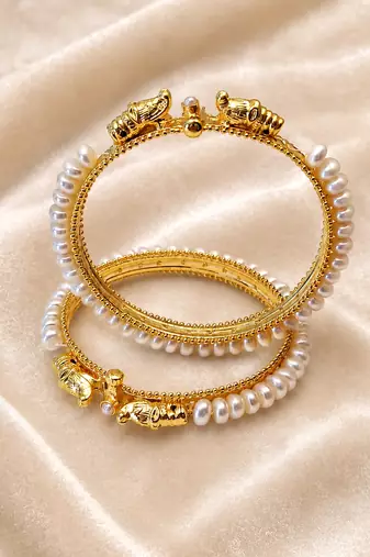 Pearl bangle set, gold-plated, white pearls, elephant motif,