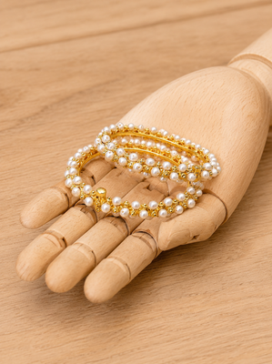 Pearl bangle set, gold-toned, white pearls, openable 3