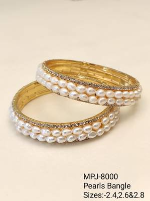 Pearl bangle set, white, gold-toned, double row pearl with rhinestone border, 3