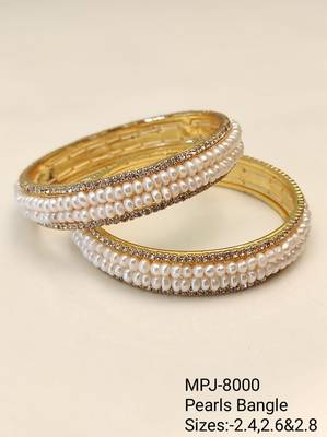 Pearl bangle set, gold-toned, white pearls with rhinestone border, sizes  4
