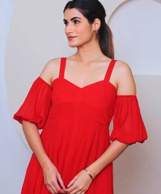 Red solid georgette long dress for women 4