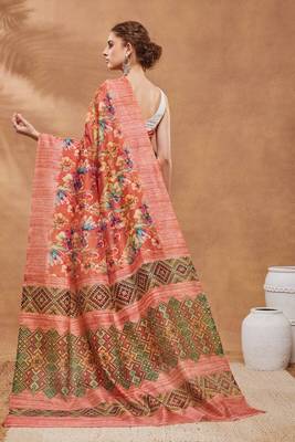 Orange floral silk blend regular saree with blouse 3