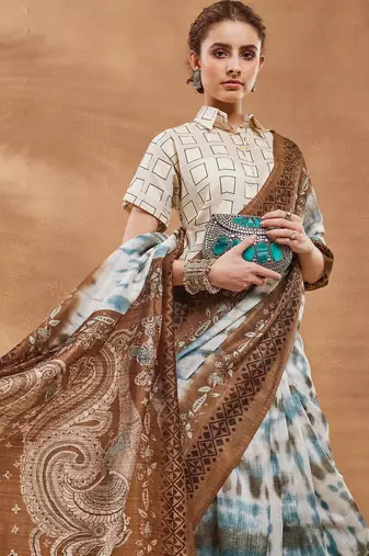 Brown floral silk blend regular saree with blouse