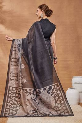 Black ethnic motifs silk blend regular saree with blouse 2