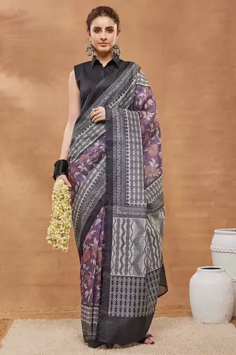 Wine checked silk blend regular saree with blouse