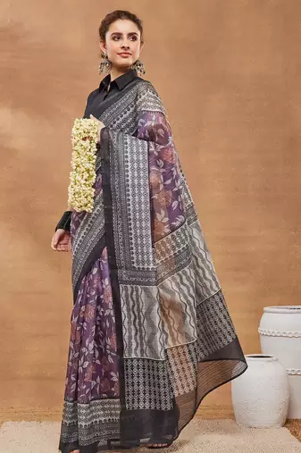 Wine checked silk blend regular saree with blouse