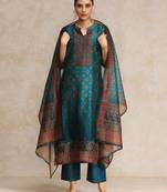 Women printed regular chanderi silk kurta with trousers & with dupatta