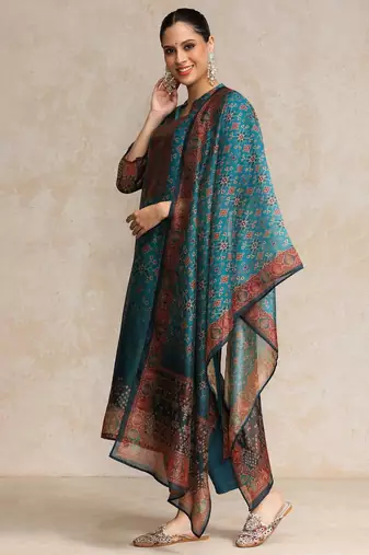 Women printed regular chanderi silk kurta with trousers & with dupatta