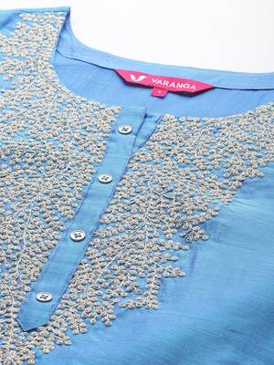 Floral embroidered chanderi silk kurta with trousers & dupatta 3