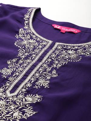 Ethnic motifs embroidered zari kurta with trousers & dupatta 3
