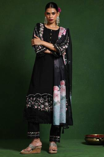 Women floral embroidered regular thread work pure cotton kurta with trousers & with dupatta