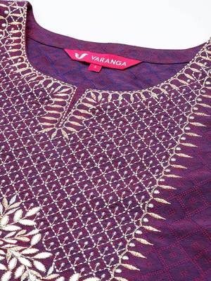 Purple geometric woven design thread work jacquard kurta with trousers & dupatta 2