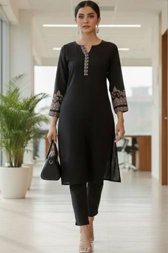 Women embroidered thread work kurta with trousers & with dupatta