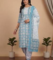 Women floral printed kurta with patiala & with dupatta