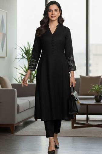 Women regular sequinned kurta with trousers