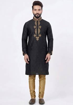 Black embroidered dupion silk kurta set 3