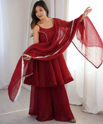 Red silk blend embroidered sharara set 3