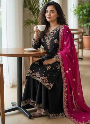 Black georgette embroidered palazzo set 3