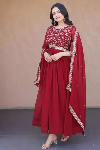 Red silk blend sequins flared gown set