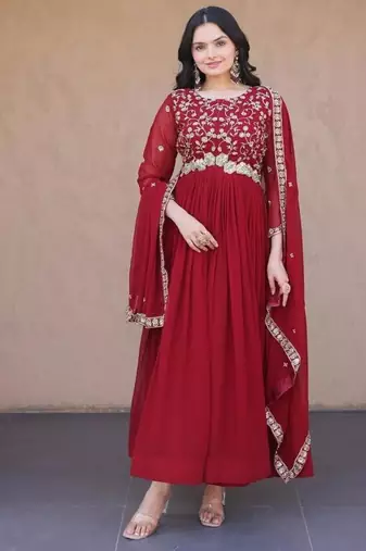 Red silk blend sequins flared gown set